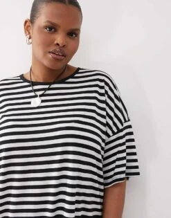 Noisy May Curve Midi T-shirt Dress In Black And White Stripe For Women Black & White -Noisy May Shop 202369976 3