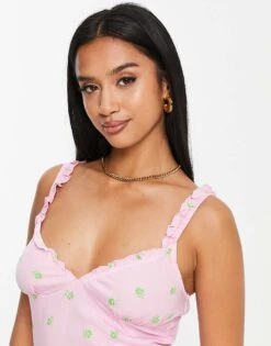 Noisy May Petite Ruffle Strap Mini Slip Dress In Pink Ditsy Print For Women -Noisy May Shop 202785436 3
