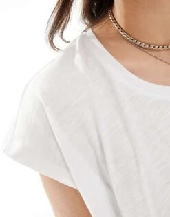 Noisy May Scoop Neck T-shirt In White For Women -Noisy May Shop 203299817 4