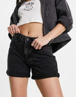 Noisy May High Waist Denim Mom Shorts In Washed Black Denim For Women