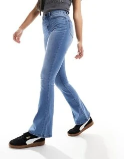 Noisy May Sallie High Waisted Flare Jeans In Light Blue - LBLUE For Women