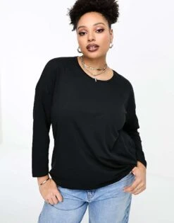 Noisy May Curve Longline T-shirt In Black For Women -Noisy May Shop 204995541 4