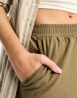 Noisy May Tall Ankle Drawstring Trouser In Beige For Women Capers -Noisy May Shop 205630465 5