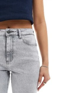 Noisy May Moni High Waisted Straight Leg Jeans In Light Washed Grey For Women Light Grey Denim -Noisy May Shop 206056748 3