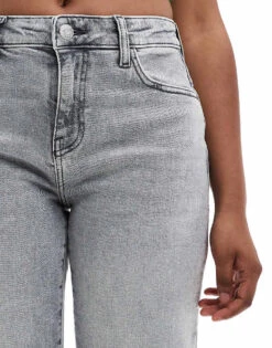 Noisy May Yolanda Wide Jeans In Light Grey Wash For Women Light Grey Denim -Noisy May Shop 206227626 4