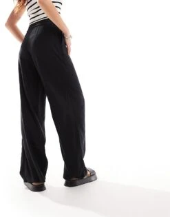 Noisy May Loose Fit Linen Mix Trouser In Black For Women -Noisy May Shop 206425713 3