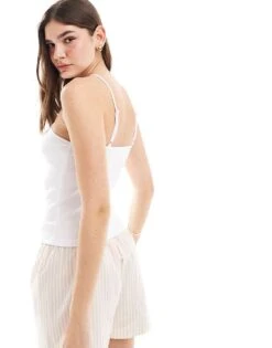 Noisy May Cross Neck Top In White For Women Bright White -Noisy May Shop 206425726 4