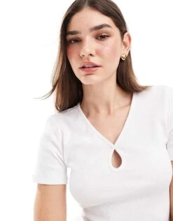 Noisy May Ribbed Keyhole Detail Top In White For Women Bright White