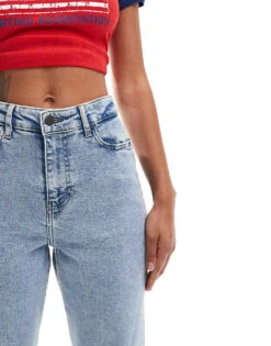 Noisy May Daisy High Waist Mom Jeans In Light Blue Acid Wash For Women Light Blue Denim -Noisy May Shop 206442012 4
