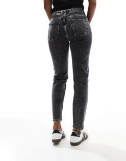 Noisy May Moni High Waisted Straight Jeans In Dark Grey Wash For Women Dark Grey Denim -Noisy May Shop 206442044 2