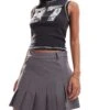 Noisy May Pleated Skirt With Thigh Split In Grey For Women Charcoal Gray