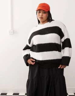 Noisy May Curve Oversize Texture Jumper In Mono Stripe For Women Eggnog Black