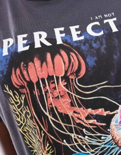 Noisy May Curve T-shirt With Perfect Print In Black For Women Asphalt -Noisy May Shop 206814924 3