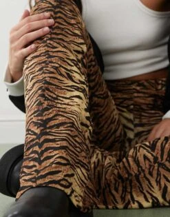 Noisy May Tiger Print Flare Trousers In Brown For Women Otter Tiger -Noisy May Shop 206879734 3
