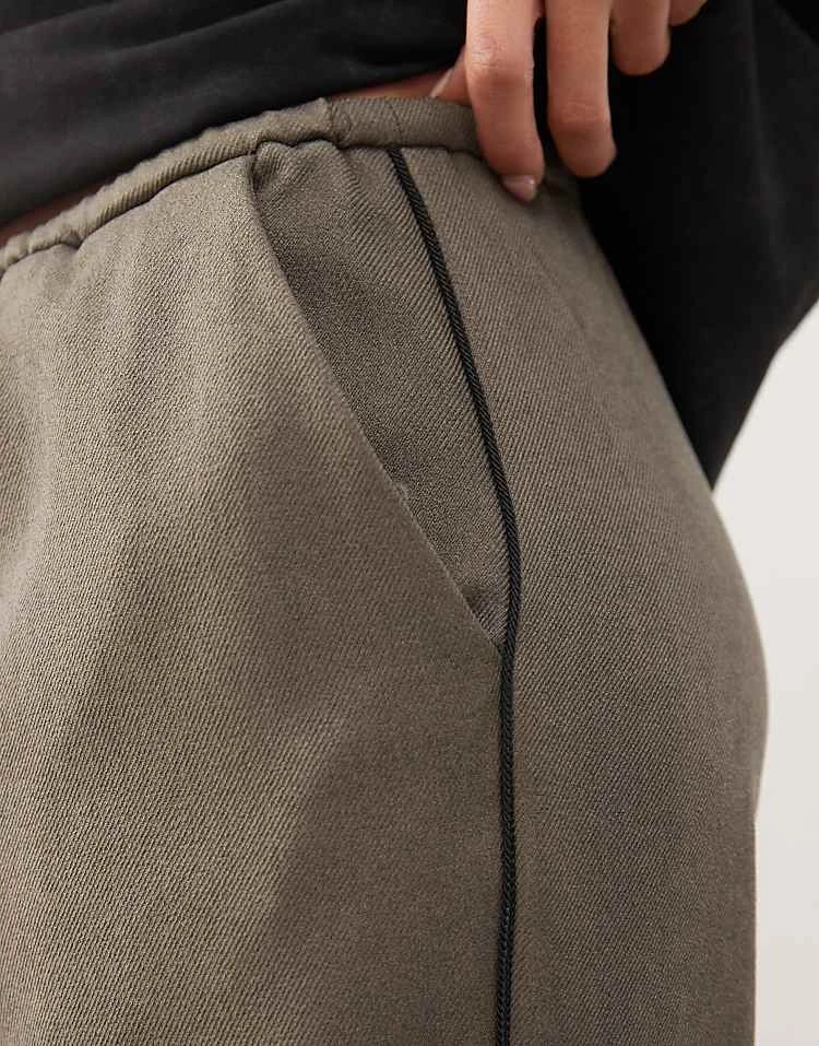 Noisy May String Tie Loose Fit Trousers In Khaki With Black Piping Detail For Women Morel 3 Noisy May String Tie Loose Fit Trousers In Khaki With Black Piping Detail For Women Morel - Image 3