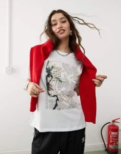 Noisy May Oversized T-shirt With Madonna Newspaper Graphic In White For Women Bright White -Noisy May Shop 206897531 1 brightwhite 1