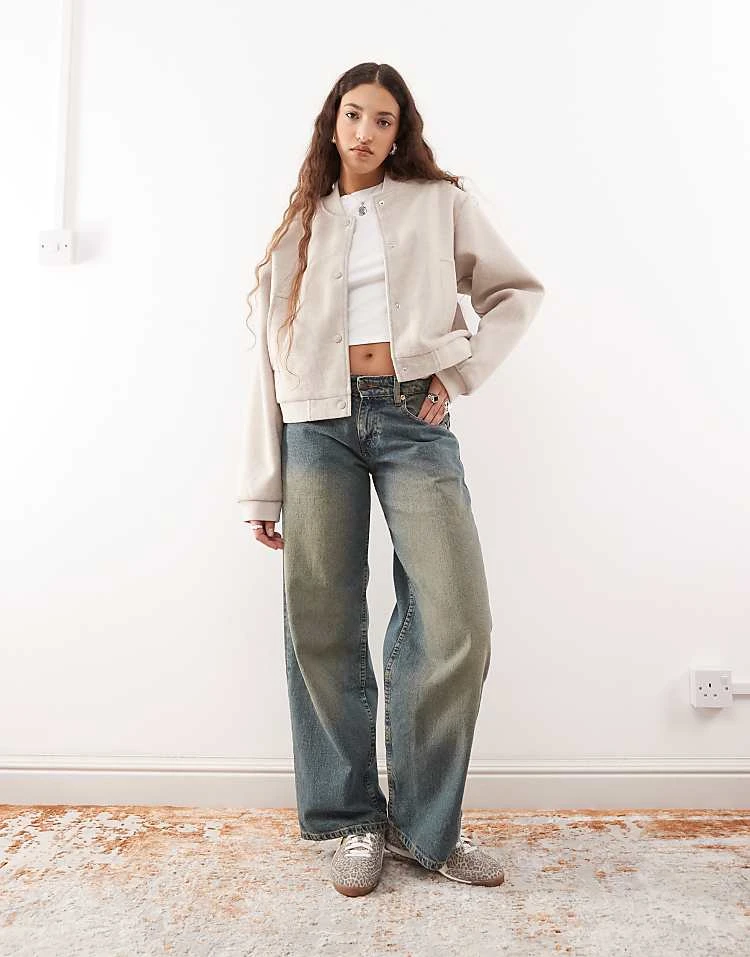 Noisy May Lightweight Bomber Jacket In Beige For Women 2 Noisy May Lightweight Bomber Jacket In Beige For Women - Image 2