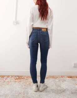 Noisy May Jen Push Up Jeans In Dark Blue Wash For Women -Noisy May Shop 207372700 3