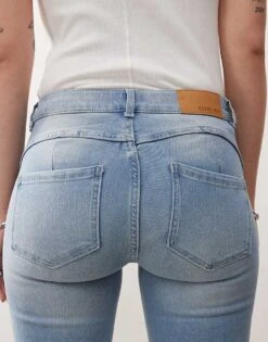 Noisy May Jen Push Up Jeans In Light Blue Wash For Women -Noisy May Shop 207372877 4