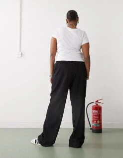 Noisy May Curve Wide Leg Textured Trousers In Black For Women -Noisy May Shop 207540619 4