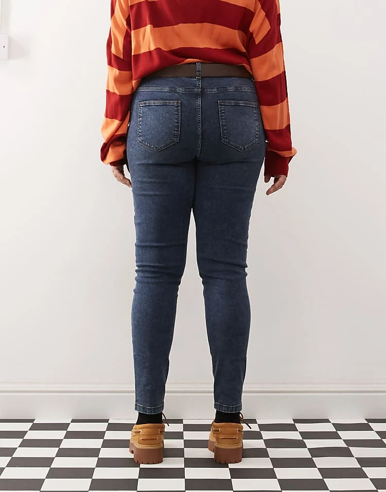 Noisy May Curve Skinny Jeans In Dark Blue For Women 2 Noisy May Curve Skinny Jeans In Dark Blue For Women - Image 2