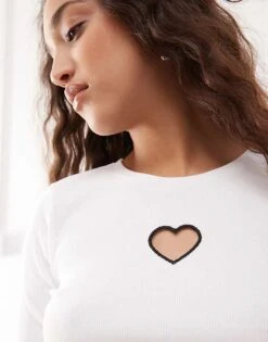 Noisy May Ribbed Long Sleeve Top With Heart Cut Out In White For Women -Noisy May Shop 207652615 3