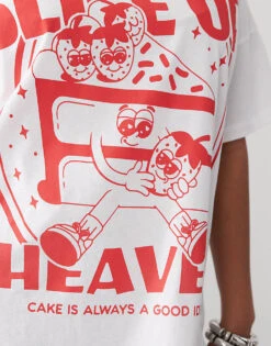 Noisy May Curve Oversize Tee With Cake Print In White For Women -Noisy May Shop 207653133 4