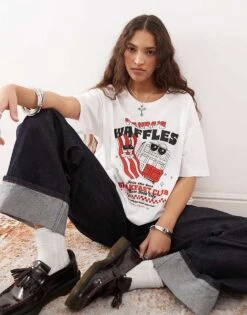 Noisy May Oversize T-shirt With Waffles Graphic In White For Women