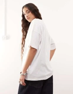 Noisy May Oversize T-shirt With Waffles Graphic In White For Women -Noisy May Shop 208054436 4